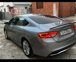 Chrysler 200